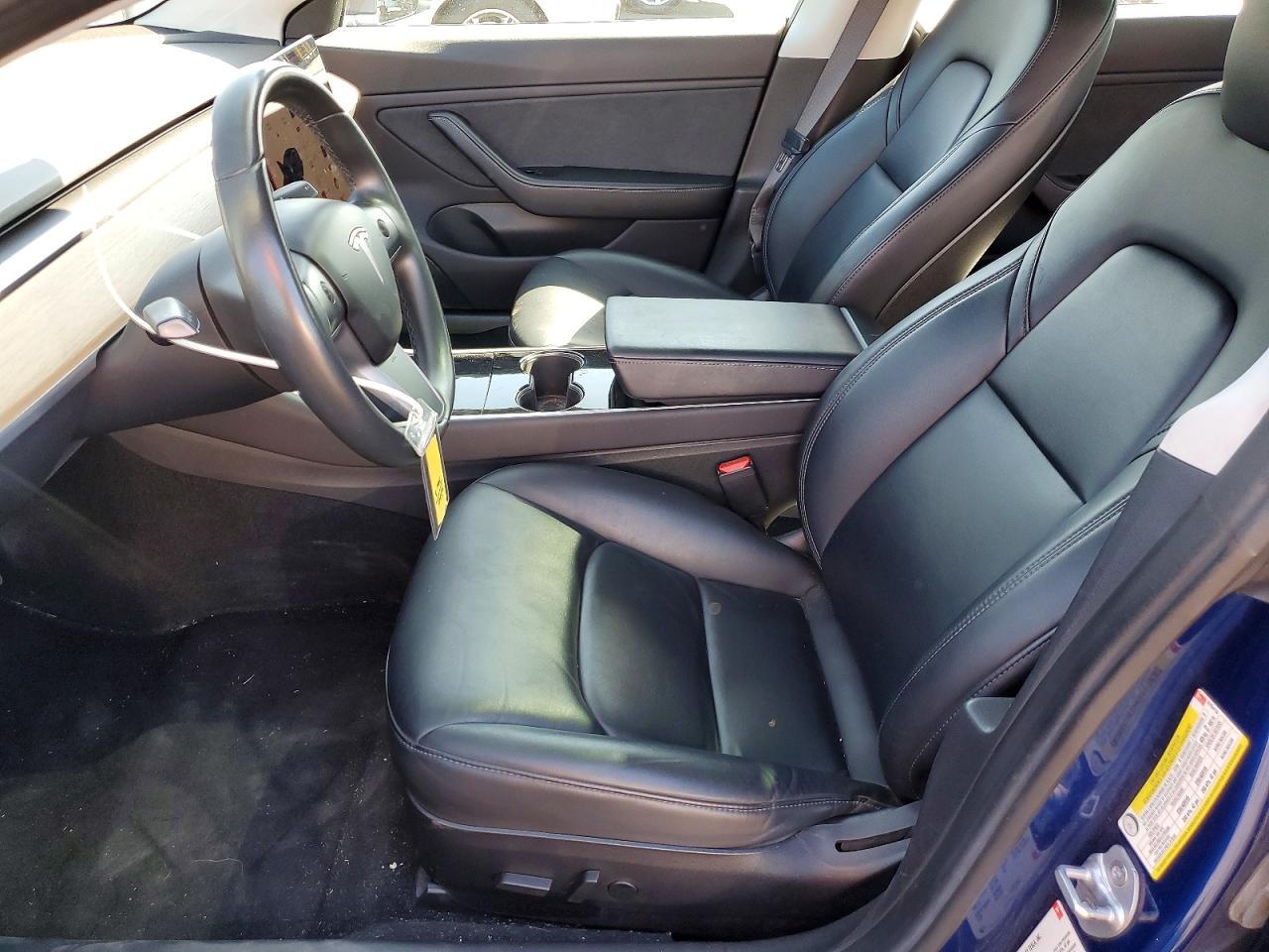 2018 Tesla Model 3 - Фото 7