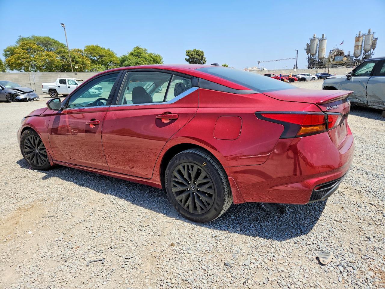 2026 Nissan Altima Sv - Фото 2