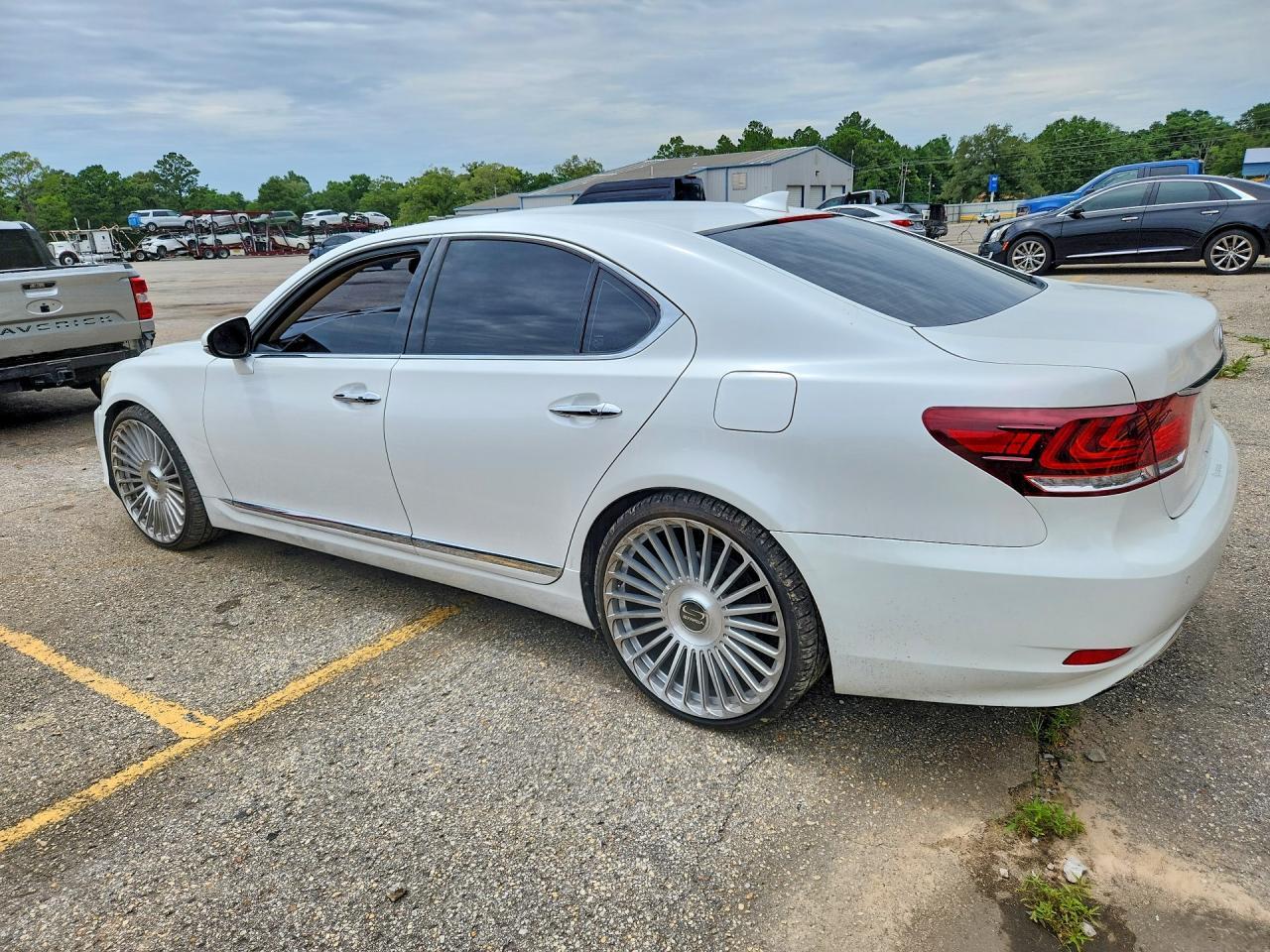 2015 Lexus Ls 460 - Фото 2