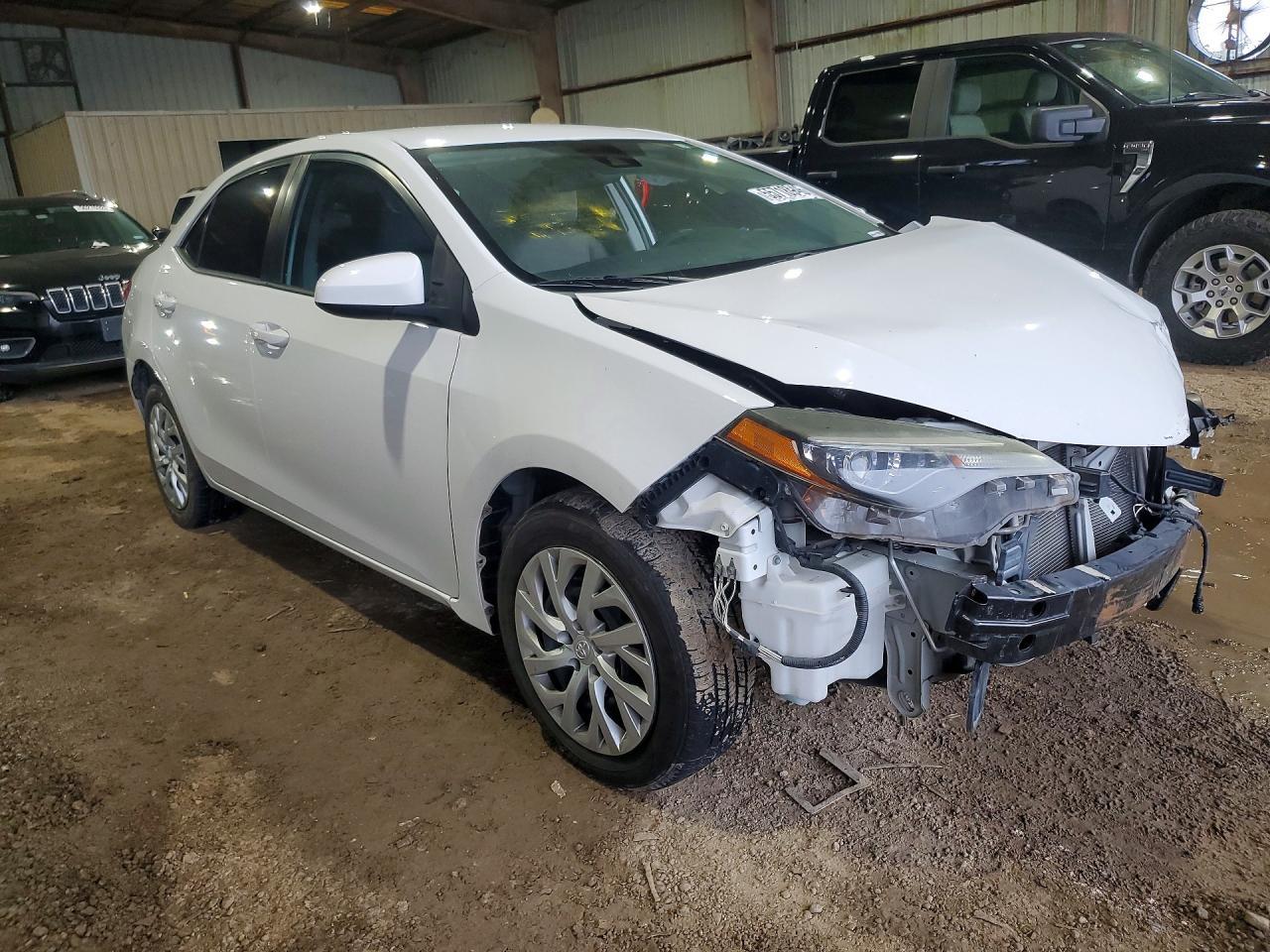 2017 Toyota Corolla Le - Image 4
