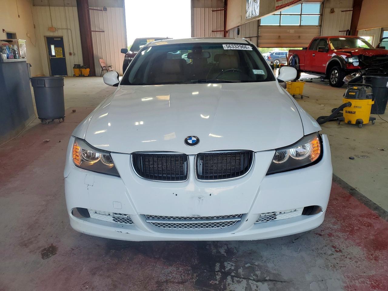 2011 BMW 328 Xi Sulev - Фото 5