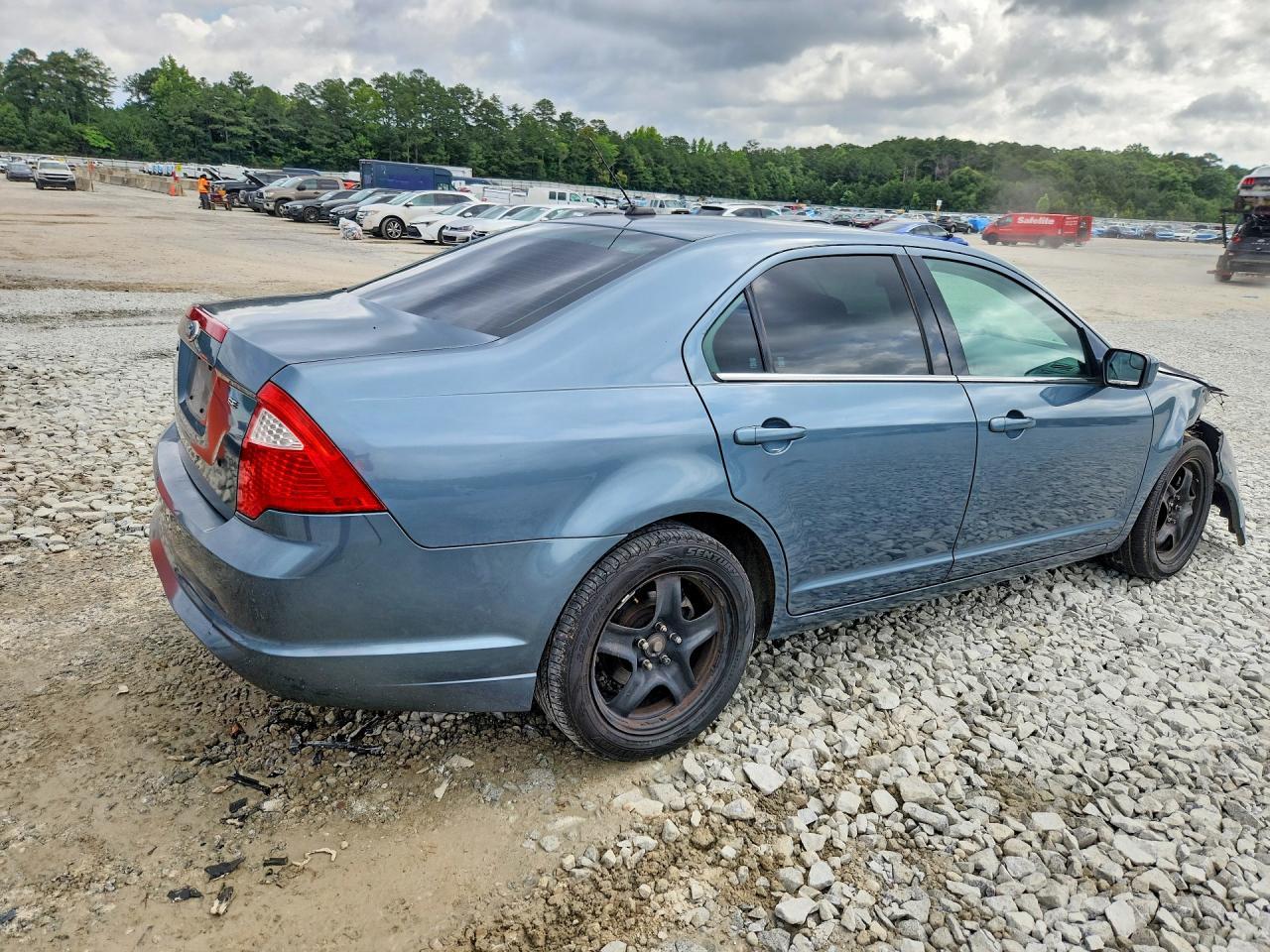 2011 Ford Fusion Se - Фото 3