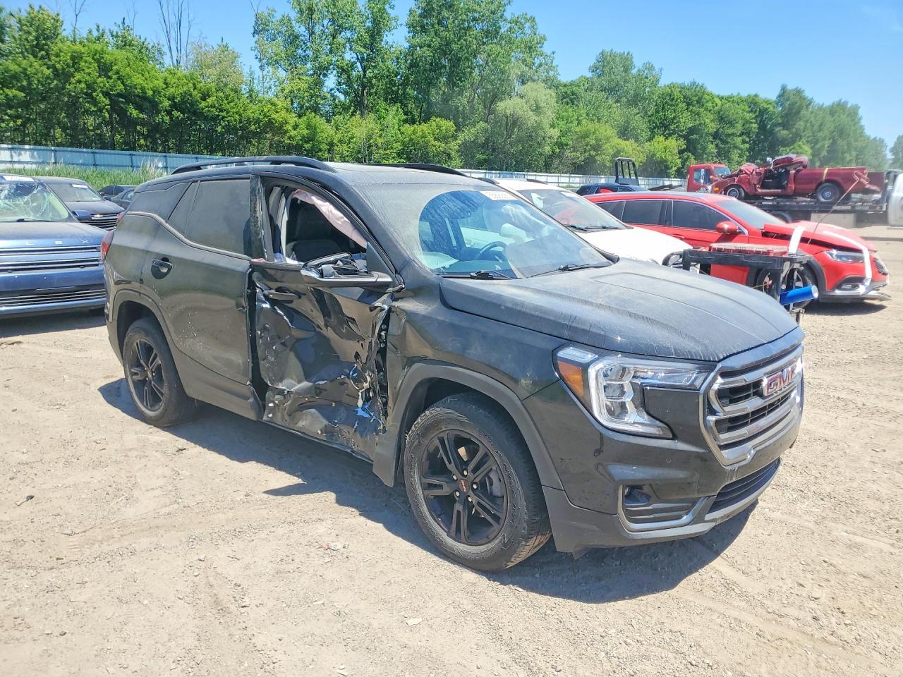 2024 GMC Terrain At4 - Фото 4