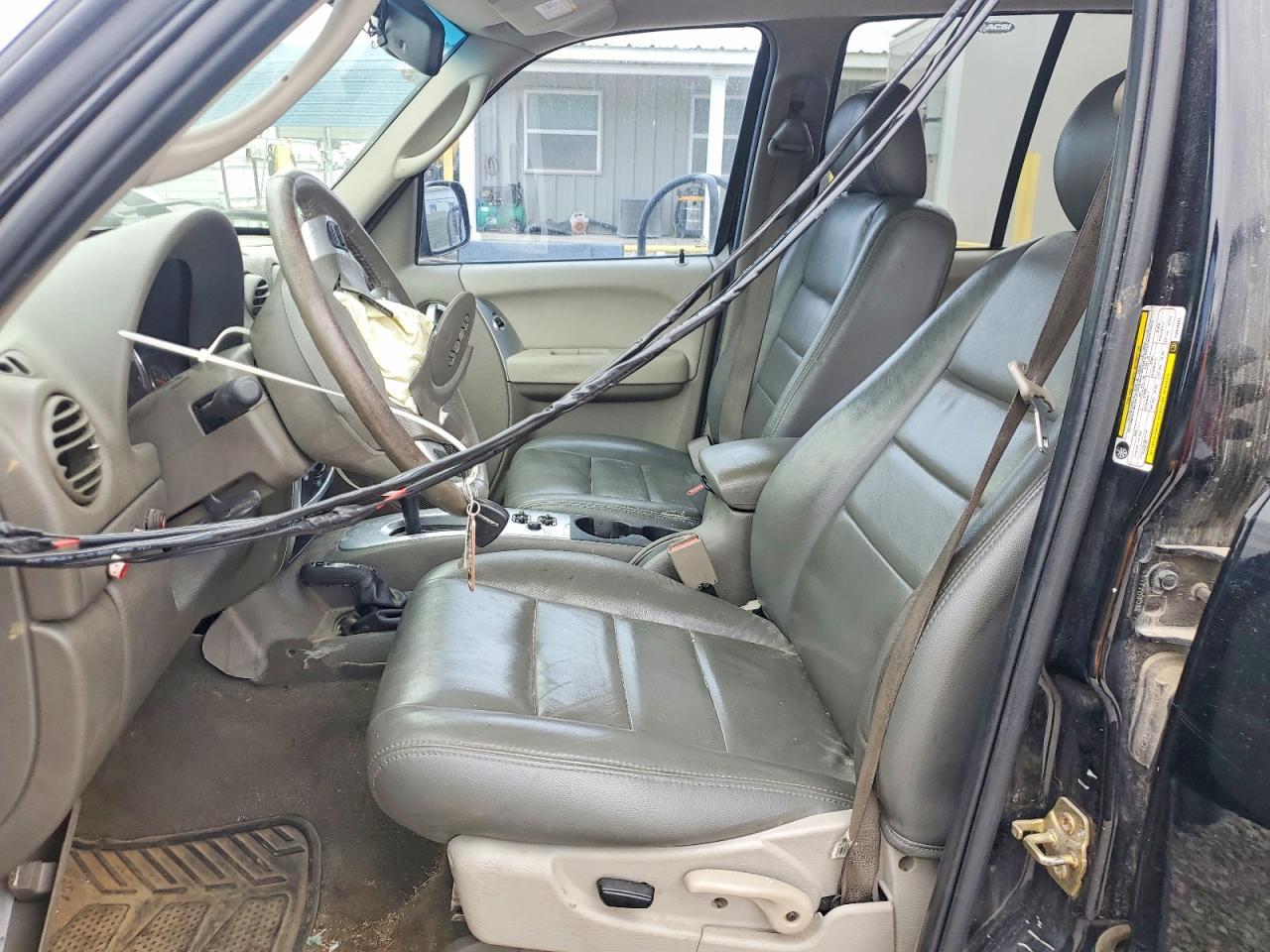 2007 Jeep Liberty - Фото 7