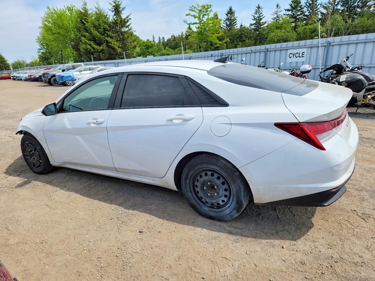 2021 Hyundai Elantra Blue - Фото 2