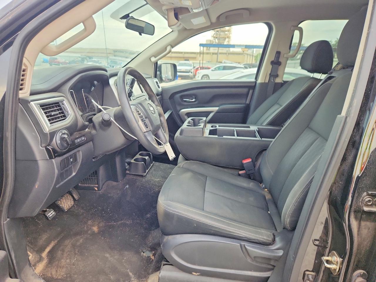 2019 Nissan Titan Sv - Фото 7