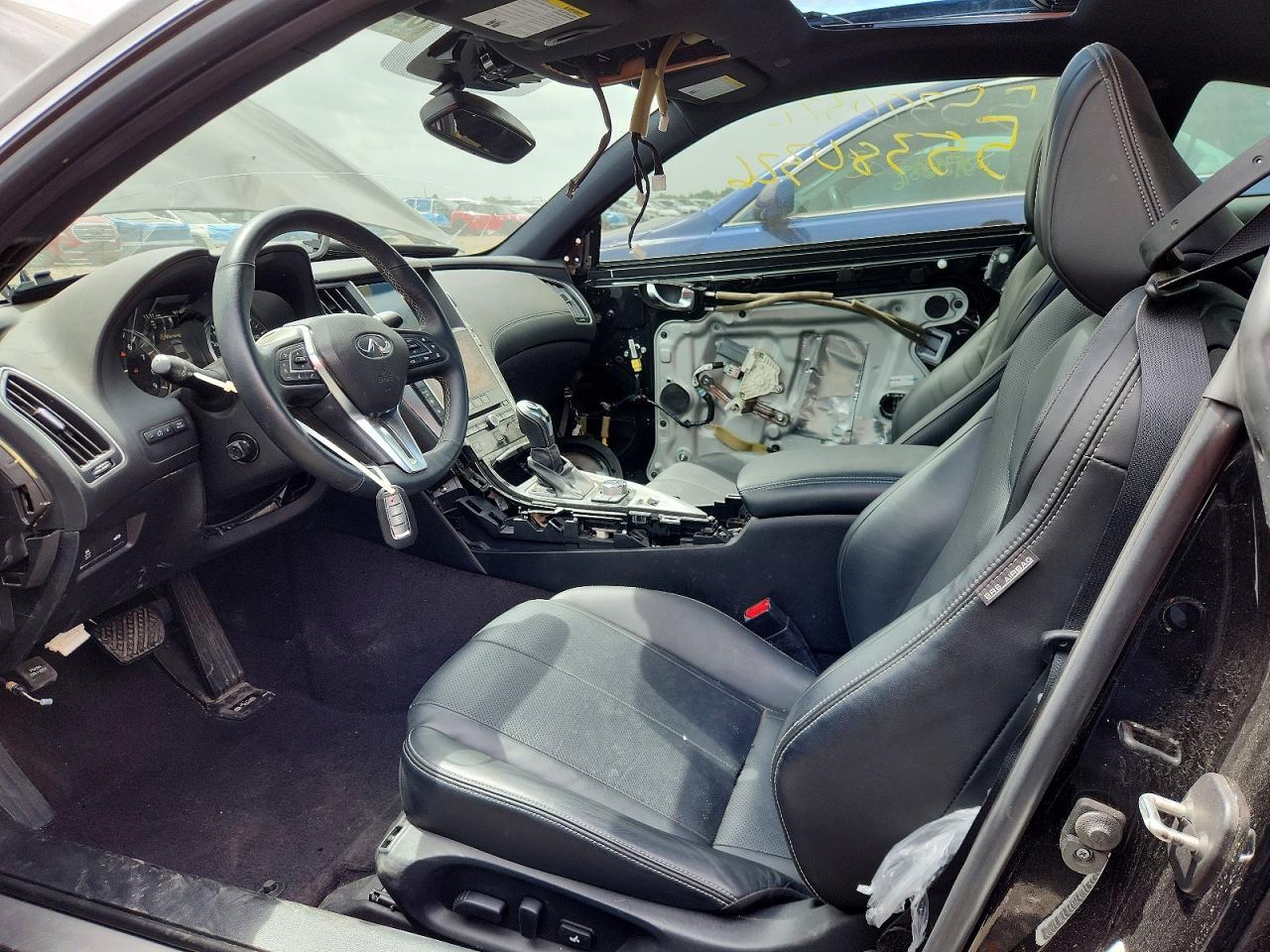 2022 Infiniti Q60 Luxe - Image 7