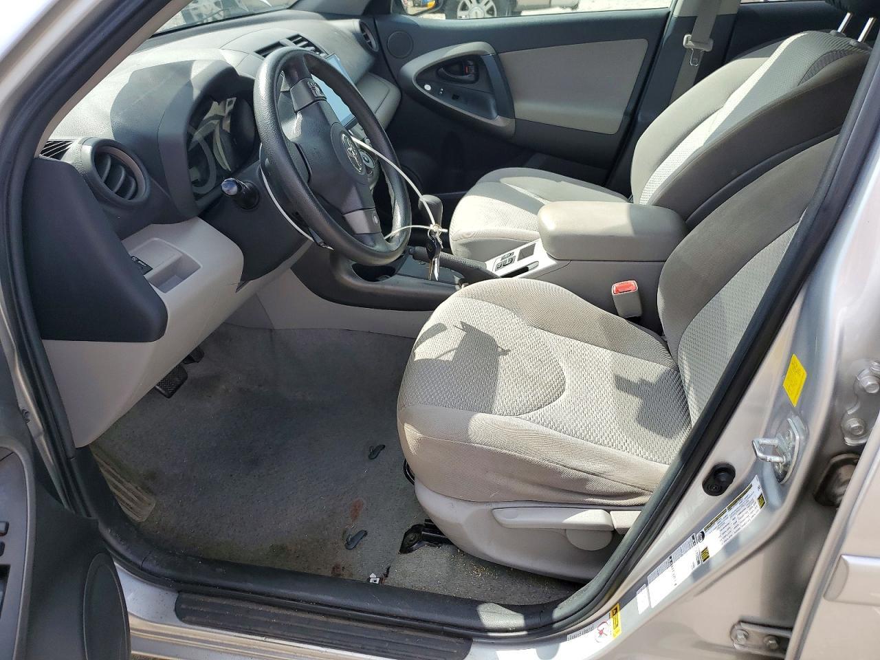 2011 Toyota Rav4 Base - Image 7