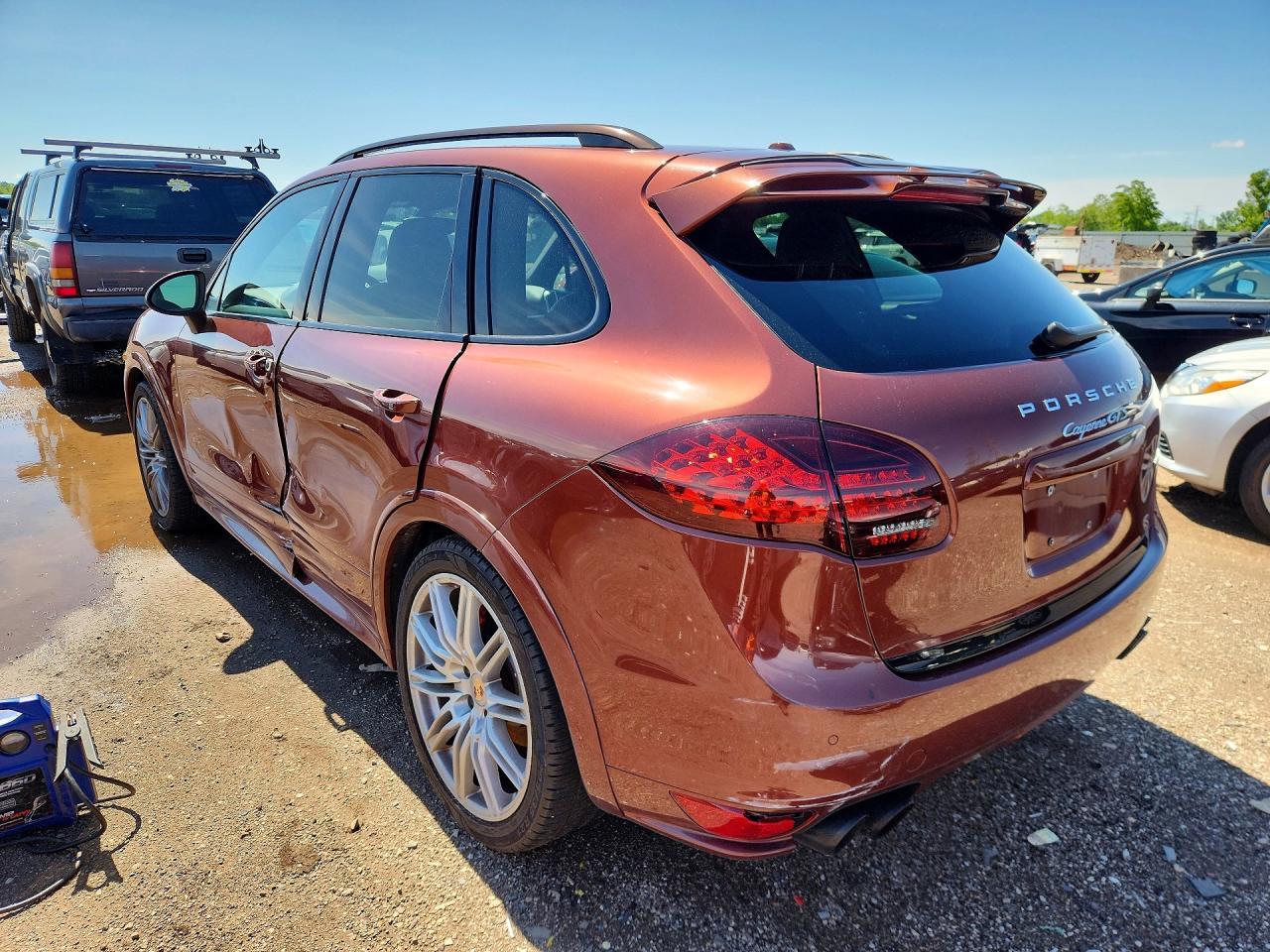 2013 Porsche Cayenne Gts - Image 2