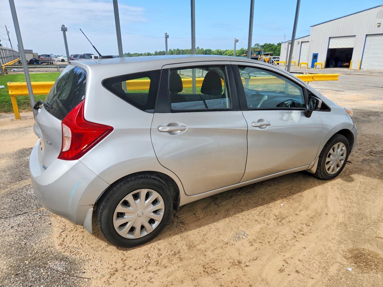 2016 Nissan Versa Note Sv - Фото 3