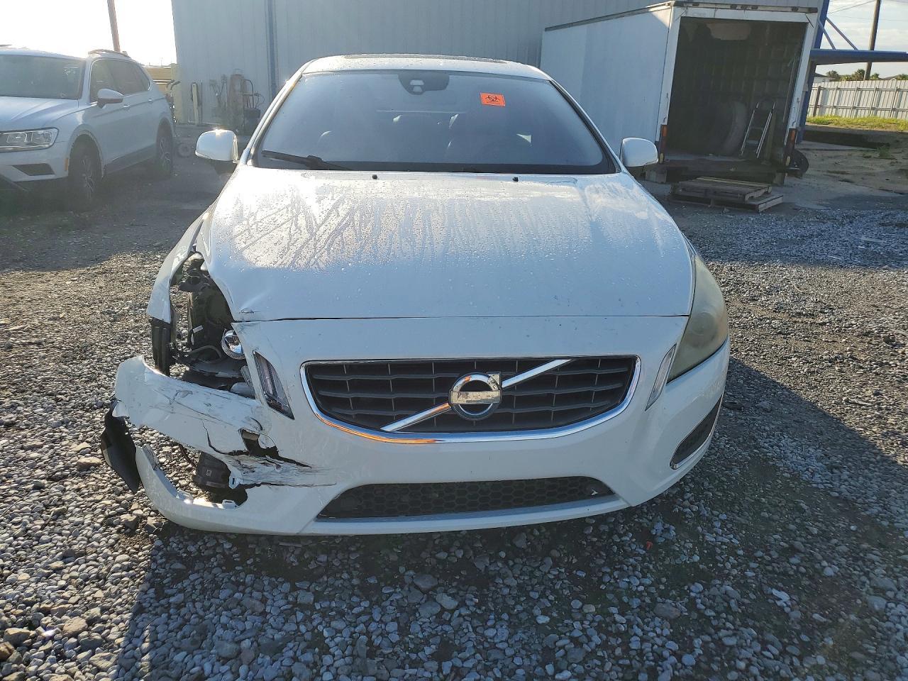 2013 Volvo S60 T5 - Image 5