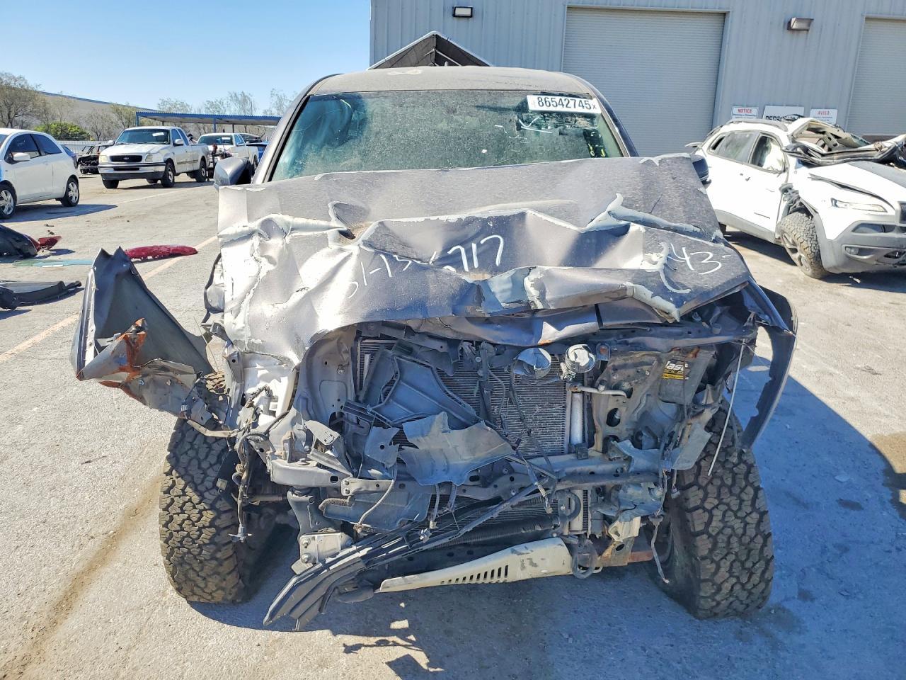 2017 Toyota Tacoma Double Cab - Фото 5