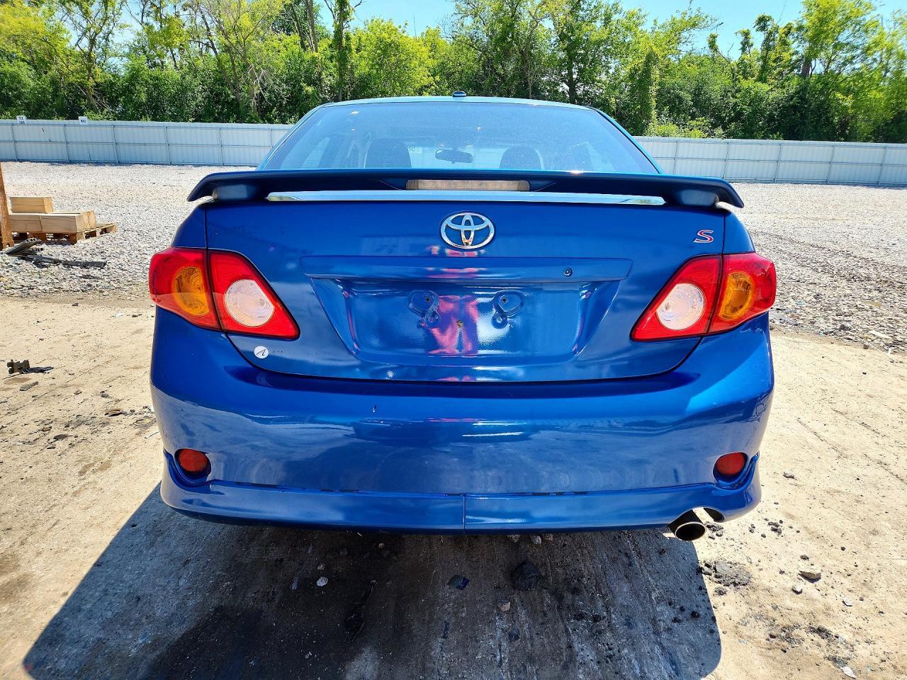 2010 Toyota Corolla S - Фото 6