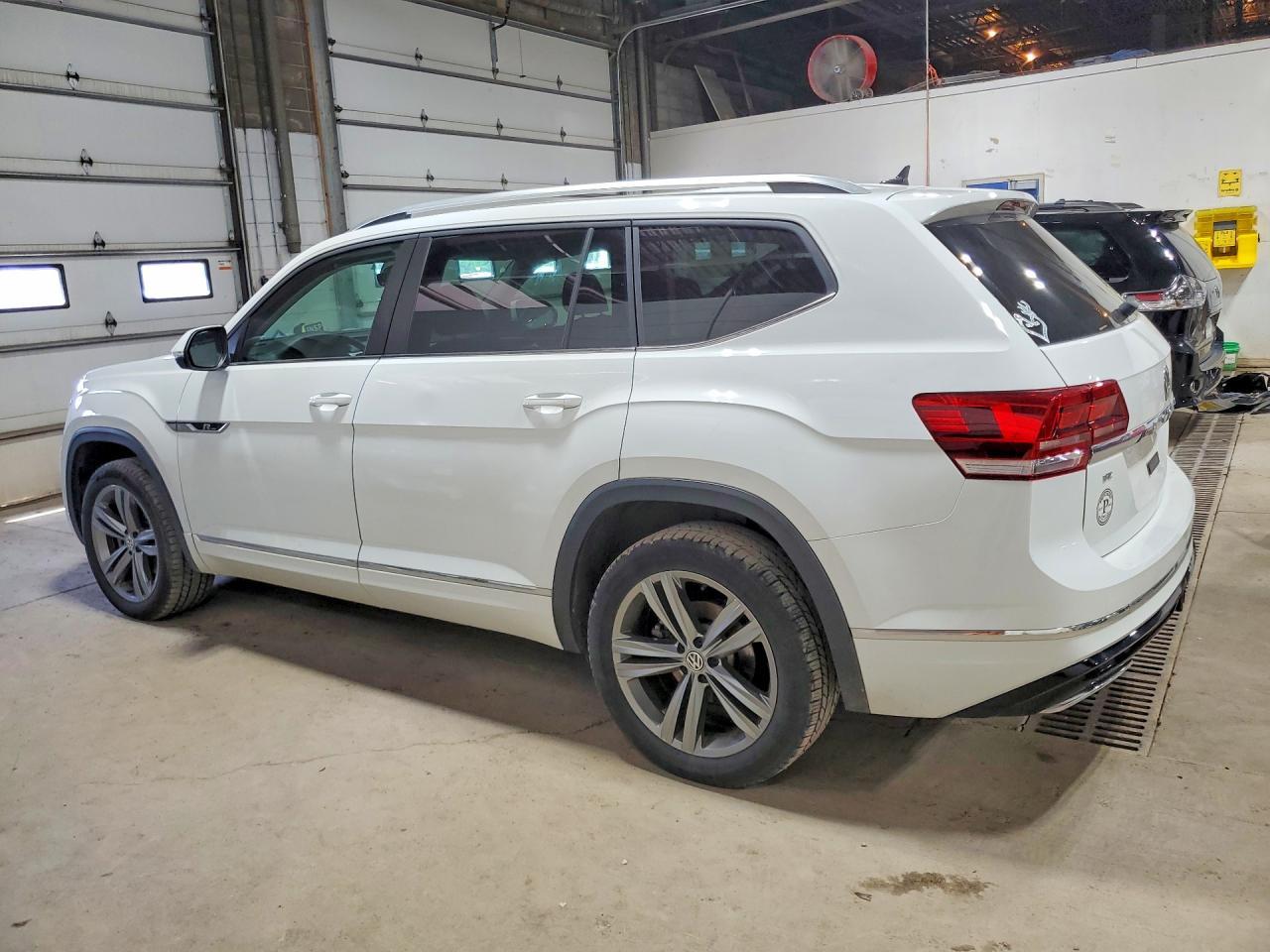 2019 Volkswagen Atlas Se - Фото 2