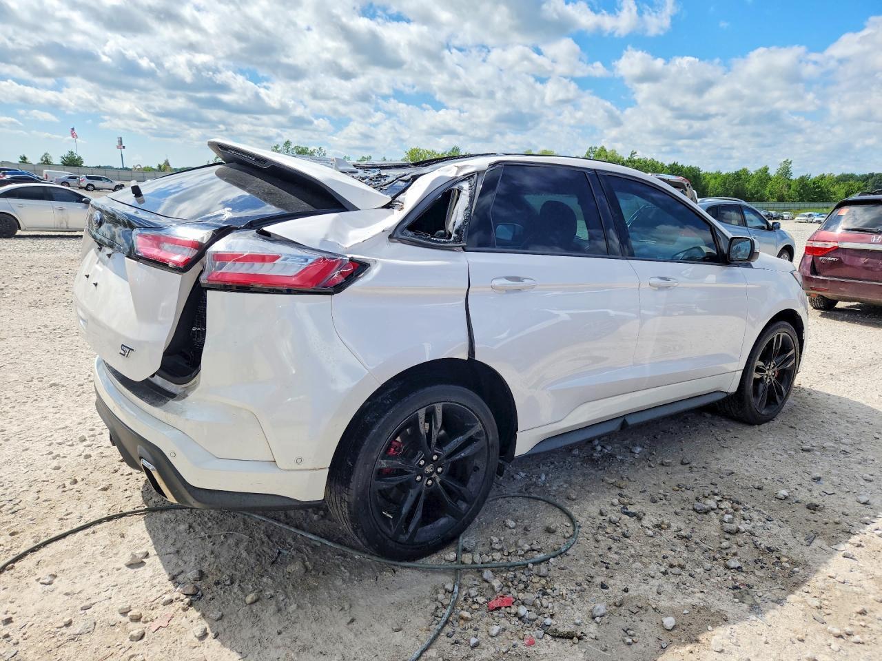 2019 Ford Edge St - Фото 3