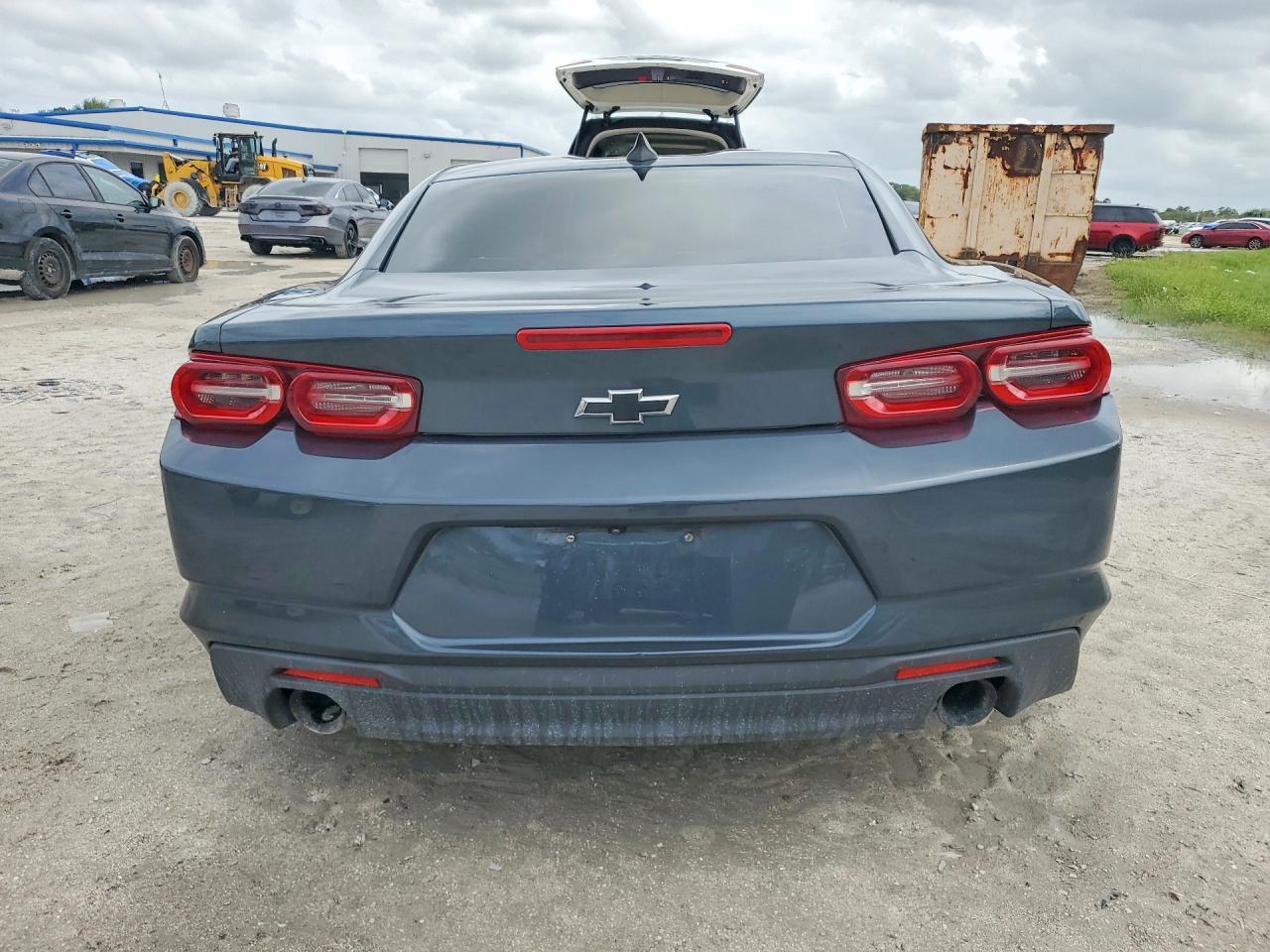 2019 Chevrolet Camaro Ls - Image 6