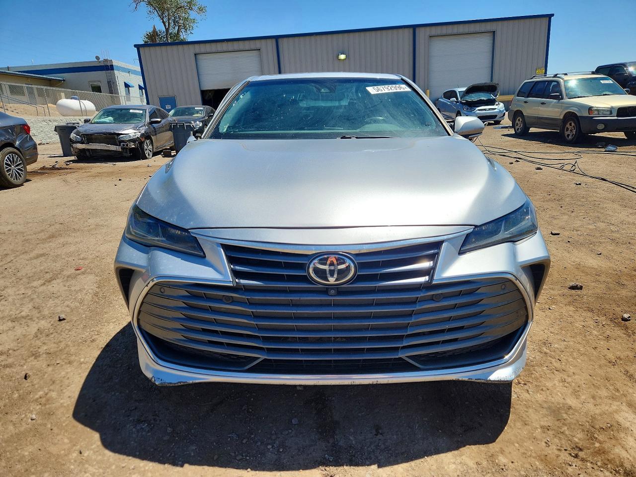 2019 Toyota Avalon Limited - Фото 5