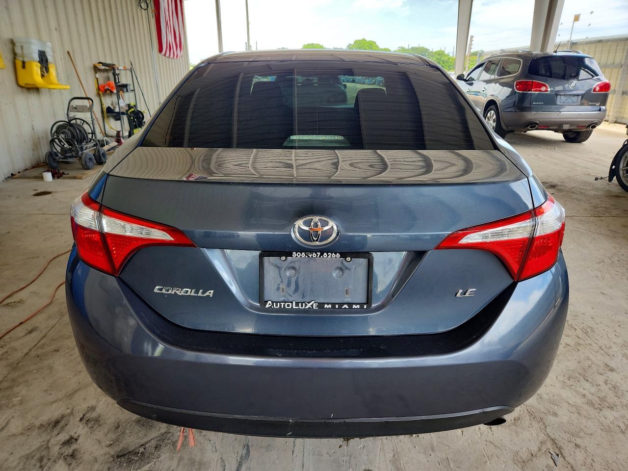 2015 Toyota Corolla Le - Фото 6