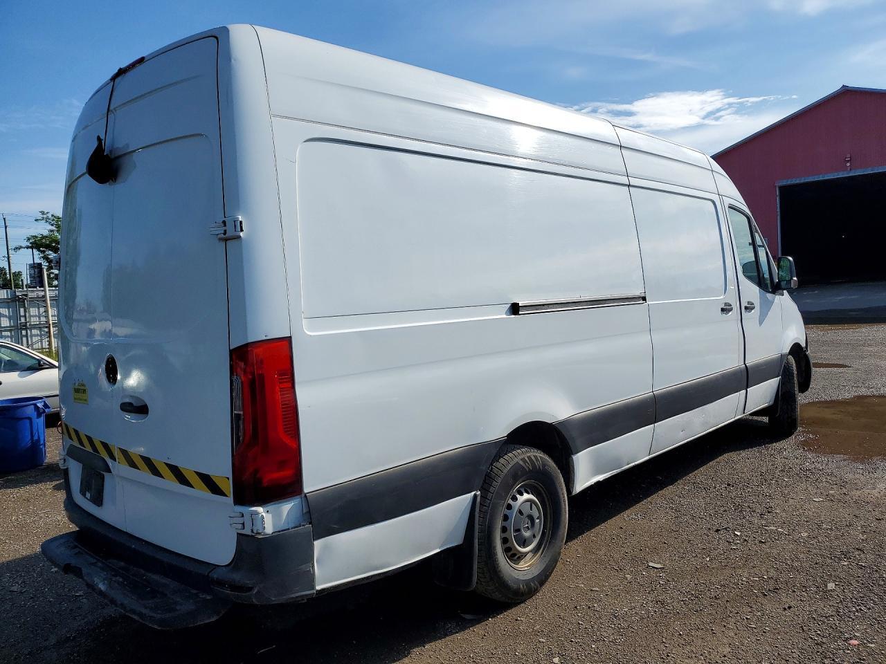 2020 Mercedes-Benz Sprinter 2500 - Фото 3