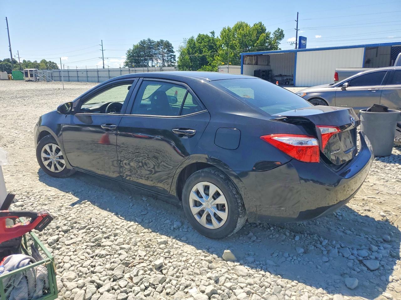 2015 Toyota Corolla L - Фото 2