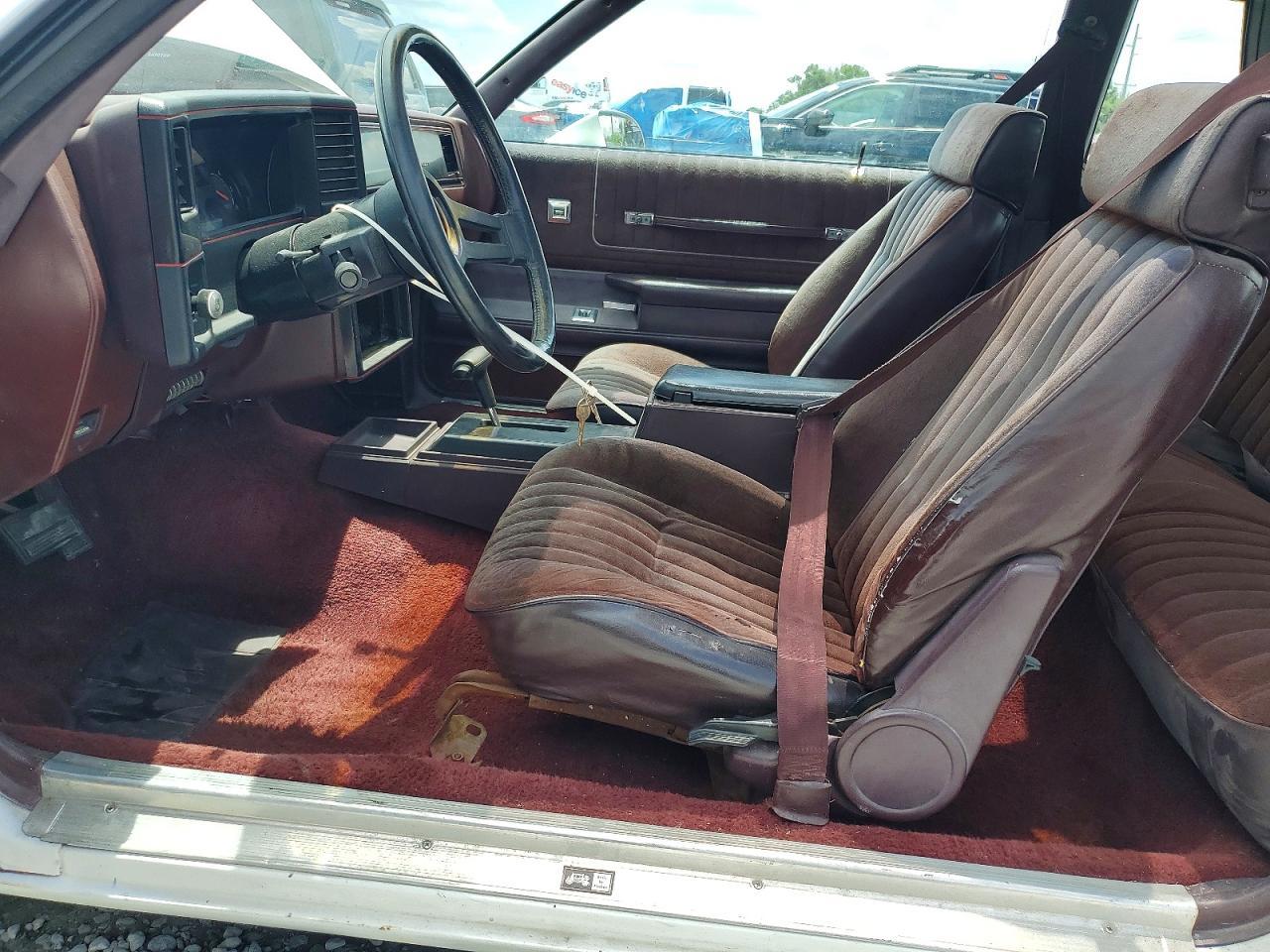 1987 Chevrolet Monte Carlo - Image 7