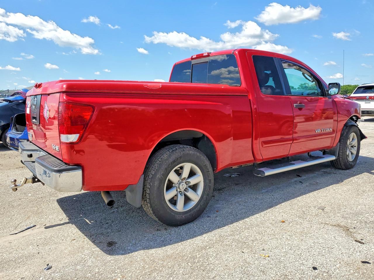 2010 Nissan Titan Se - Image 3