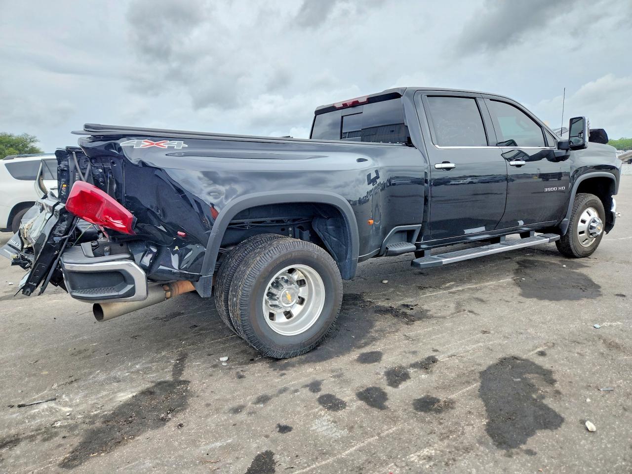 2025 Chevrolet Silverado K3500 Ltz - Фото 3