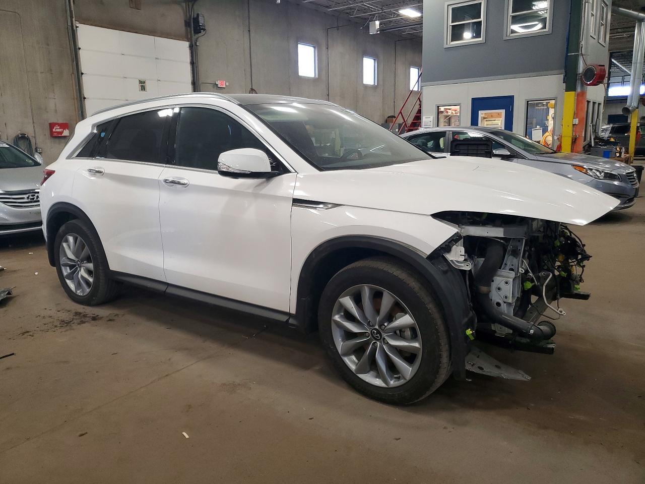 2021 Infiniti Qx50 Essential - Фото 4