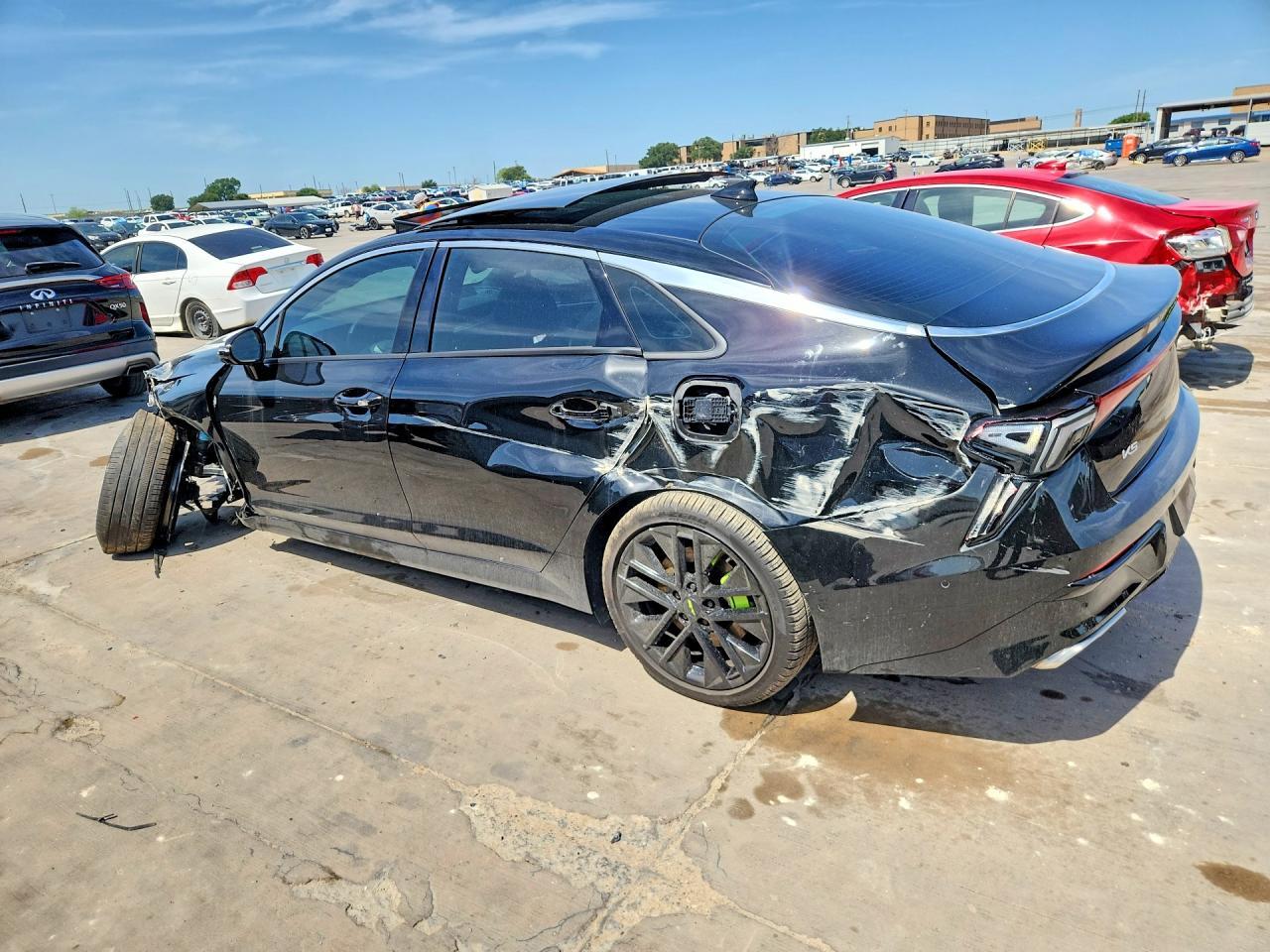 2026 Kia K5 Gt - Image 2