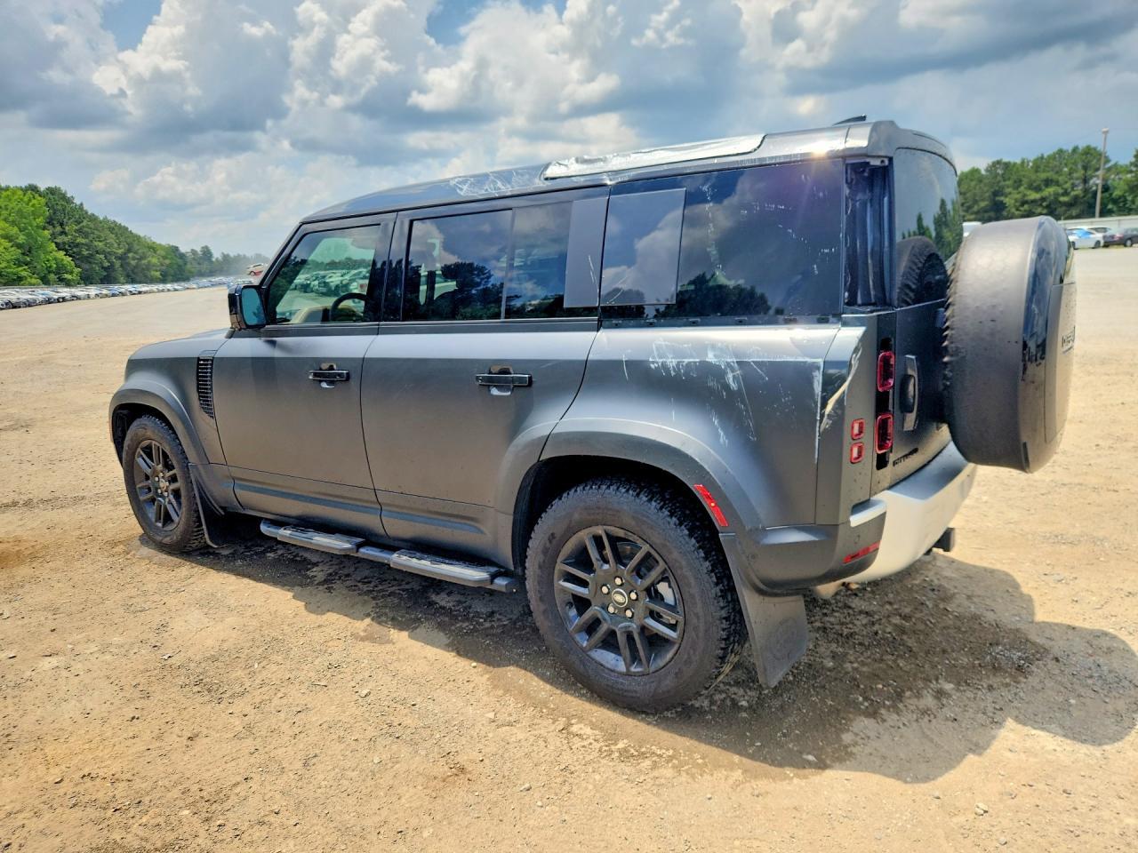 2025 Land Rover Defender 110 S - Image 2