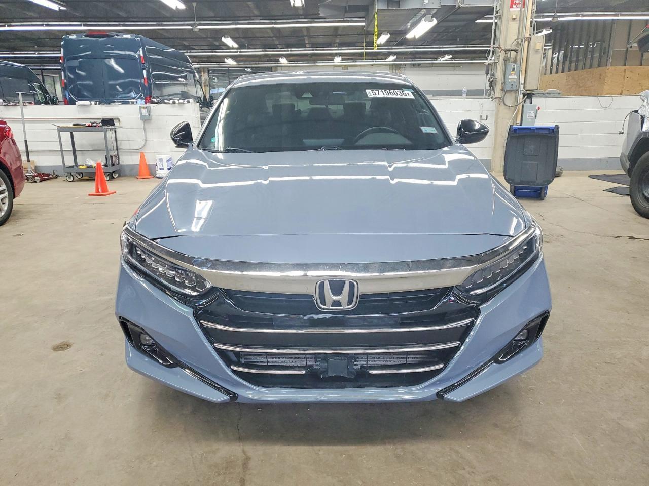 2021 Honda Accord Sport - Image 5