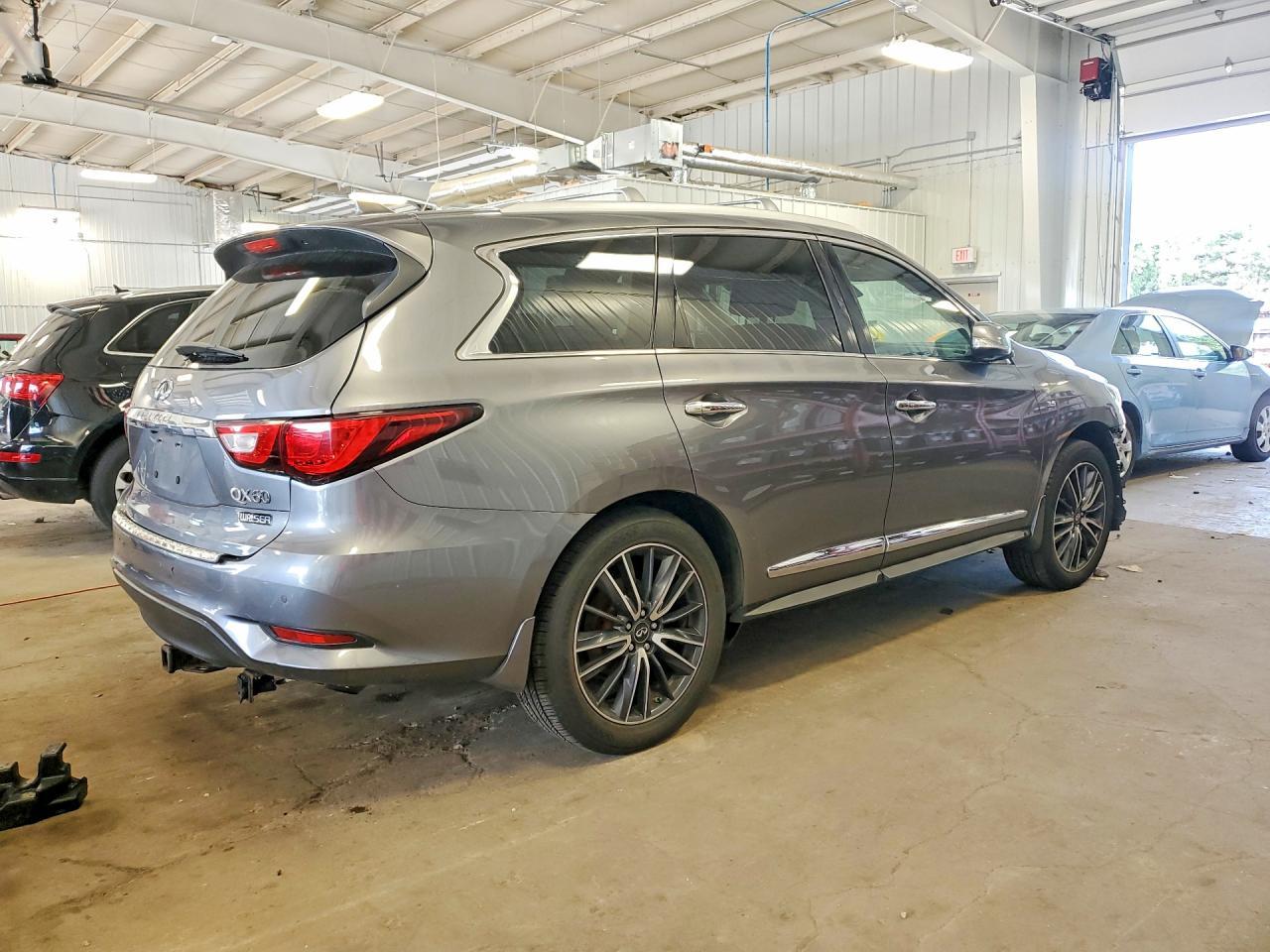 2018 Infiniti Qx60 Base - Image 3