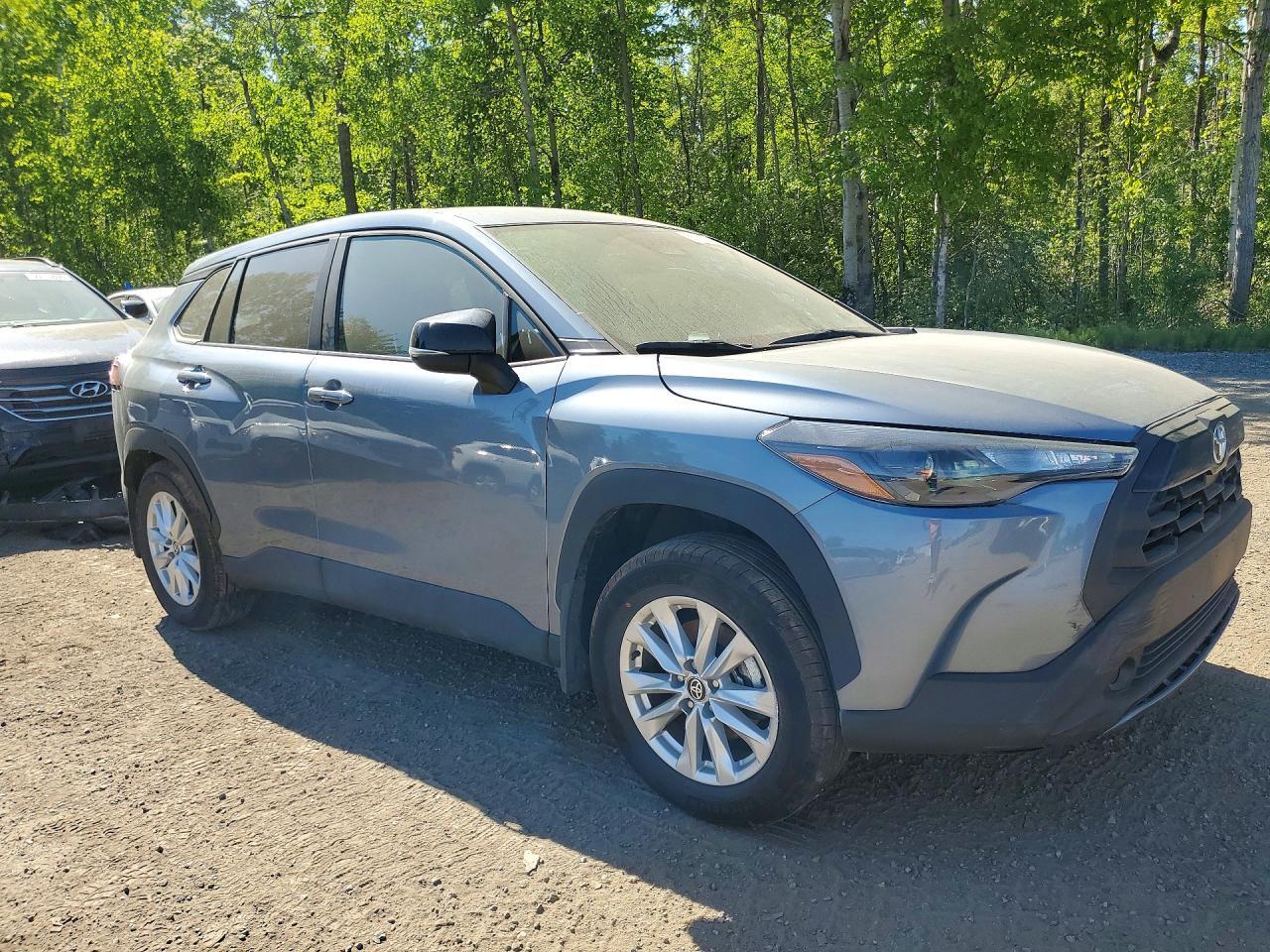 2026 Toyota Corolla Cross Le - Фото 4