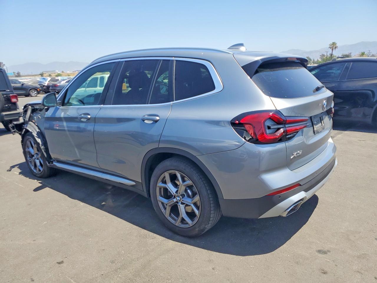 2024 BMW X3 Sdrive30I - Фото 2