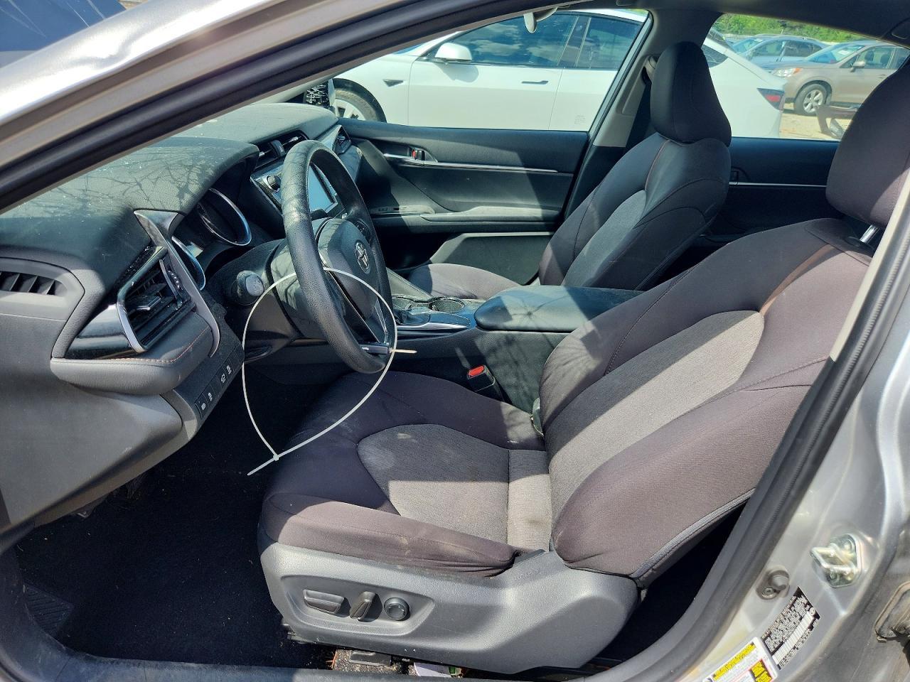 2019 Toyota Camry Le - Image 7