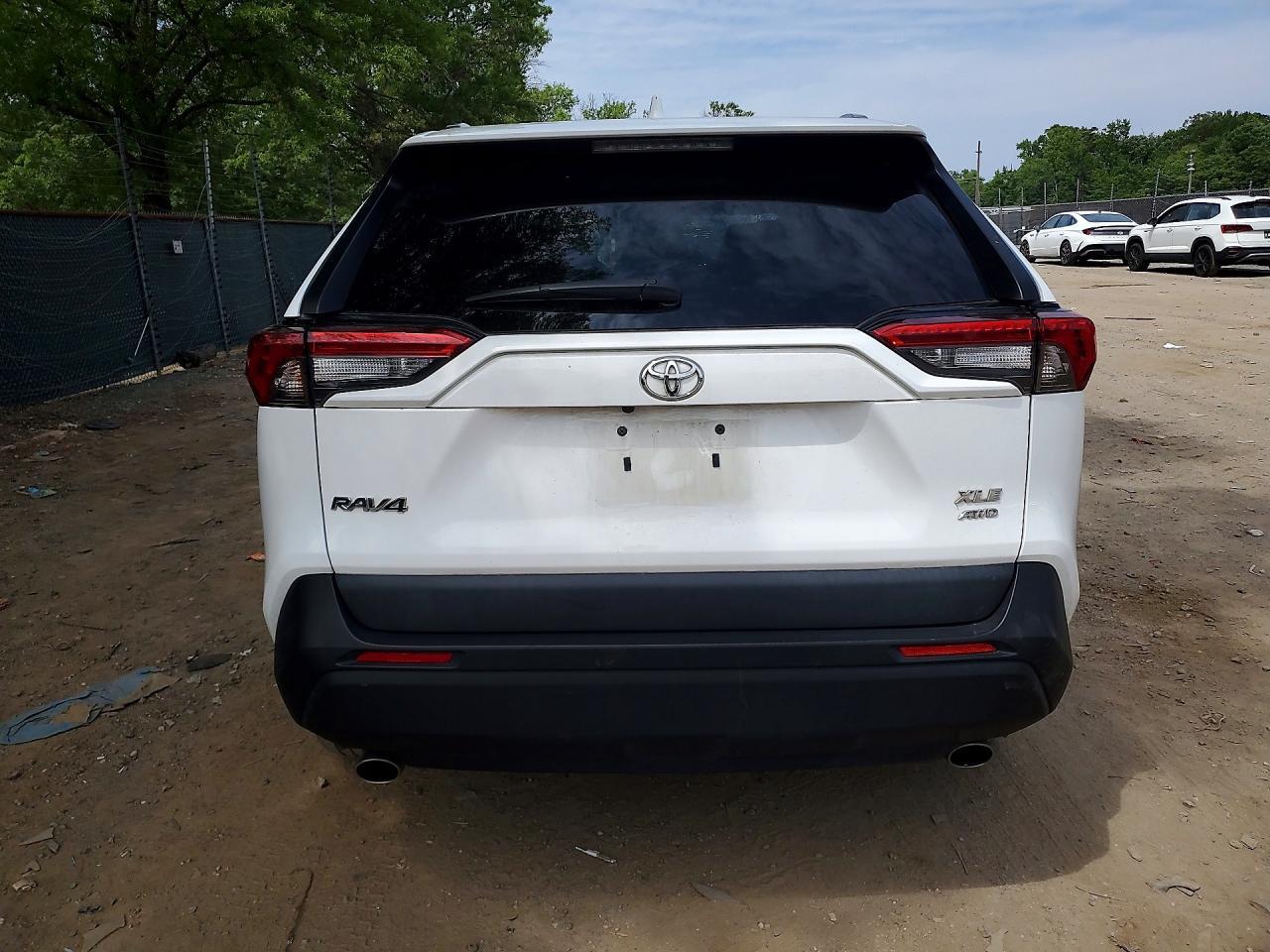 2021 Toyota Rav4 Xle - Фото 6