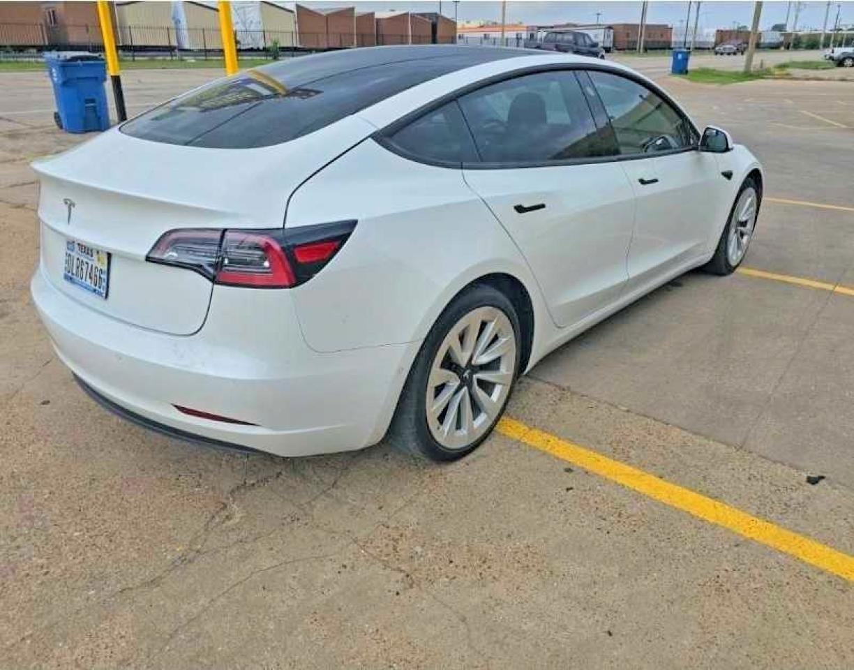 2021 Tesla Model 3 - Image 4