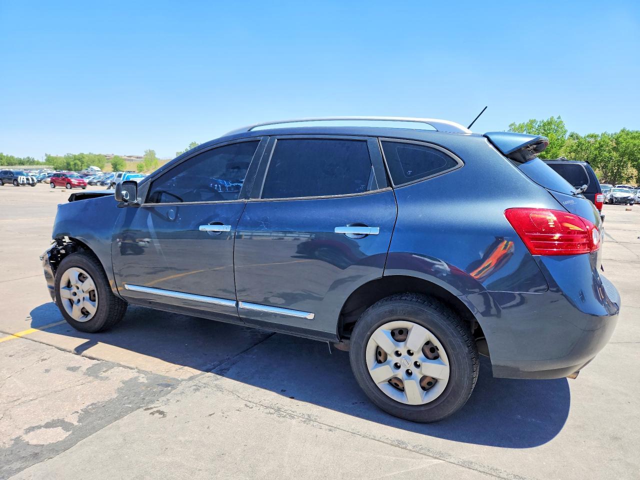 2015 Nissan Rogue Select S - Фото 2