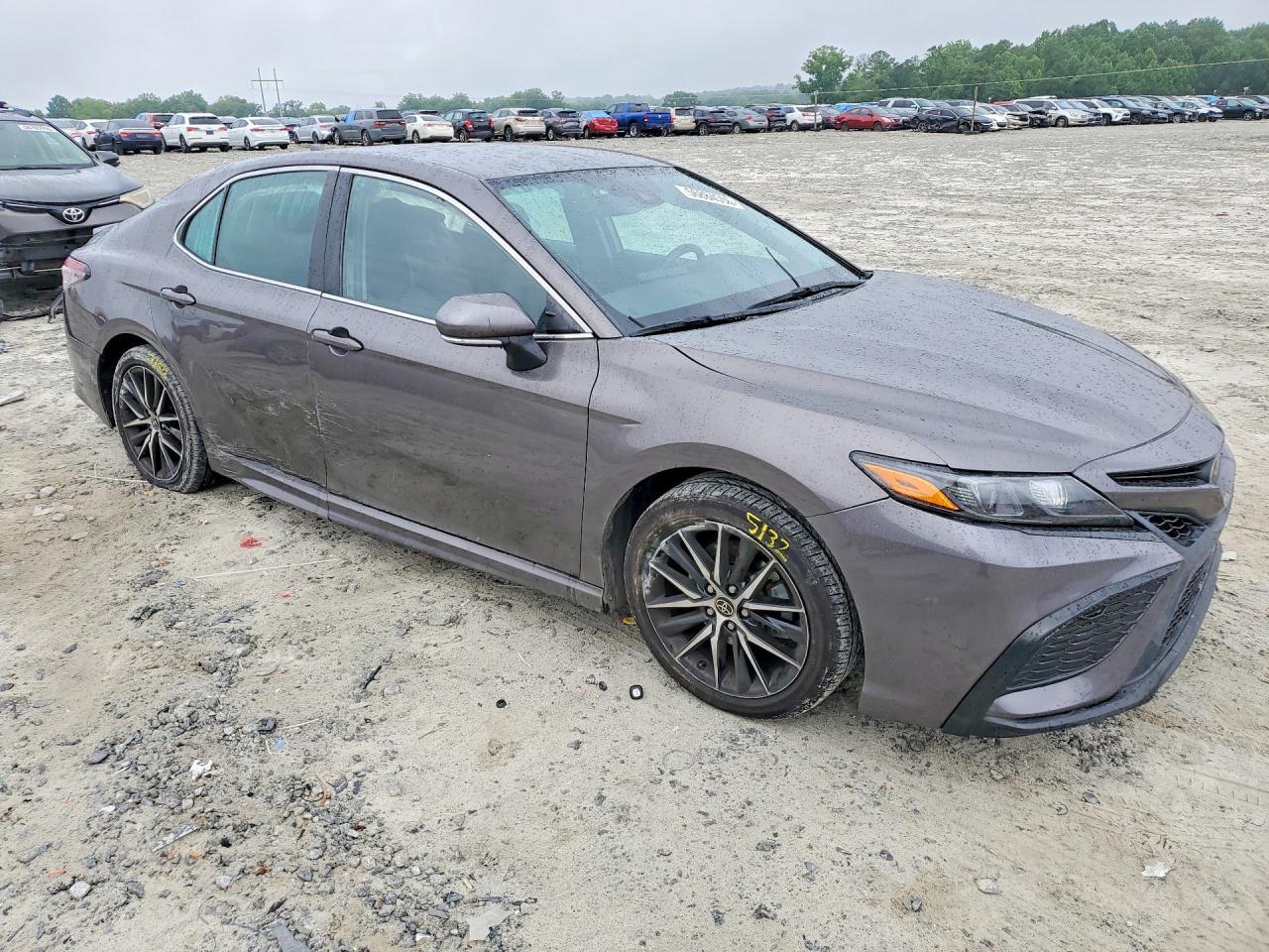 2023 Toyota Camry Se - Image 4