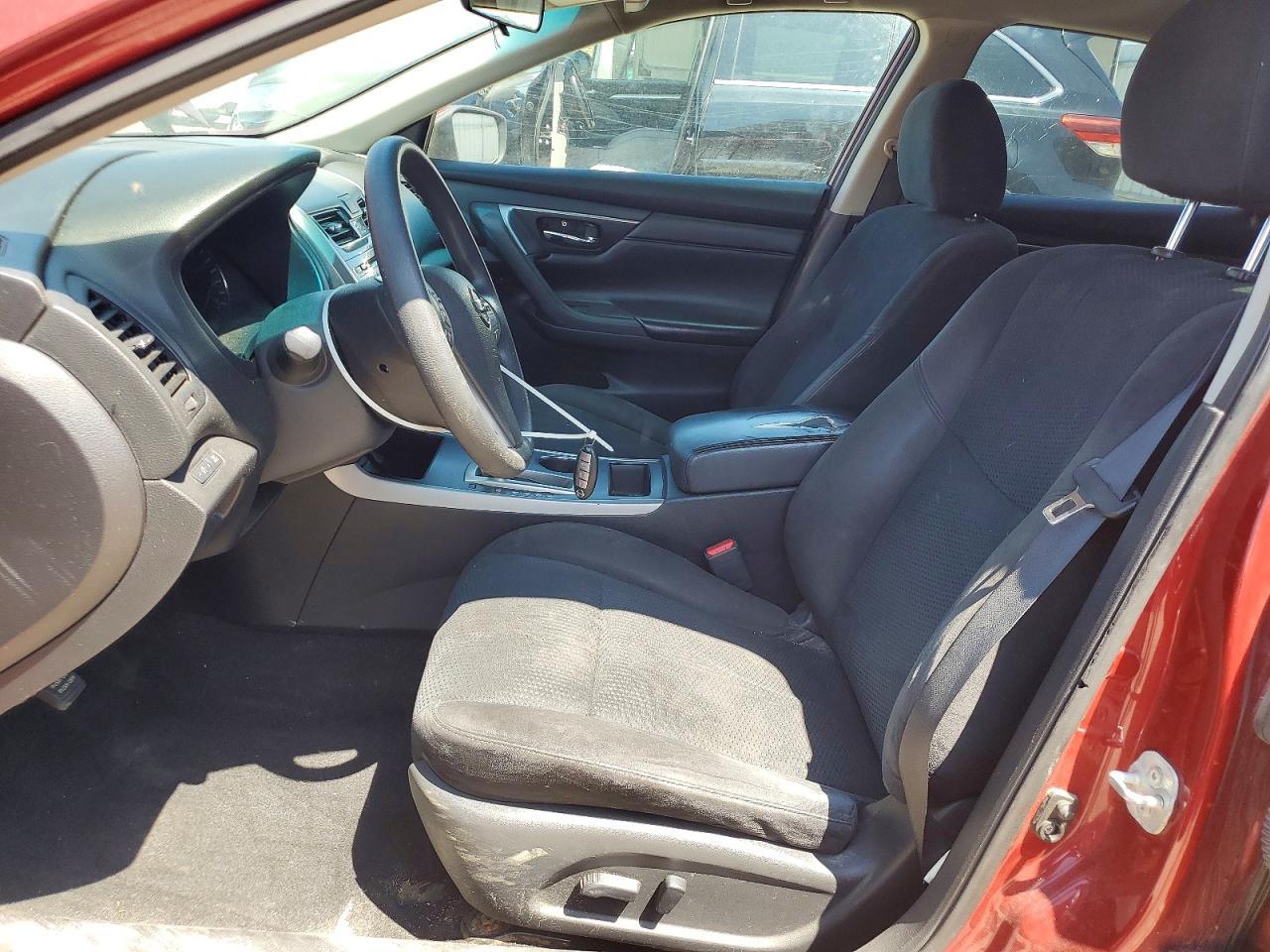 2015 Nissan Altima 2.5 S - Фото 7