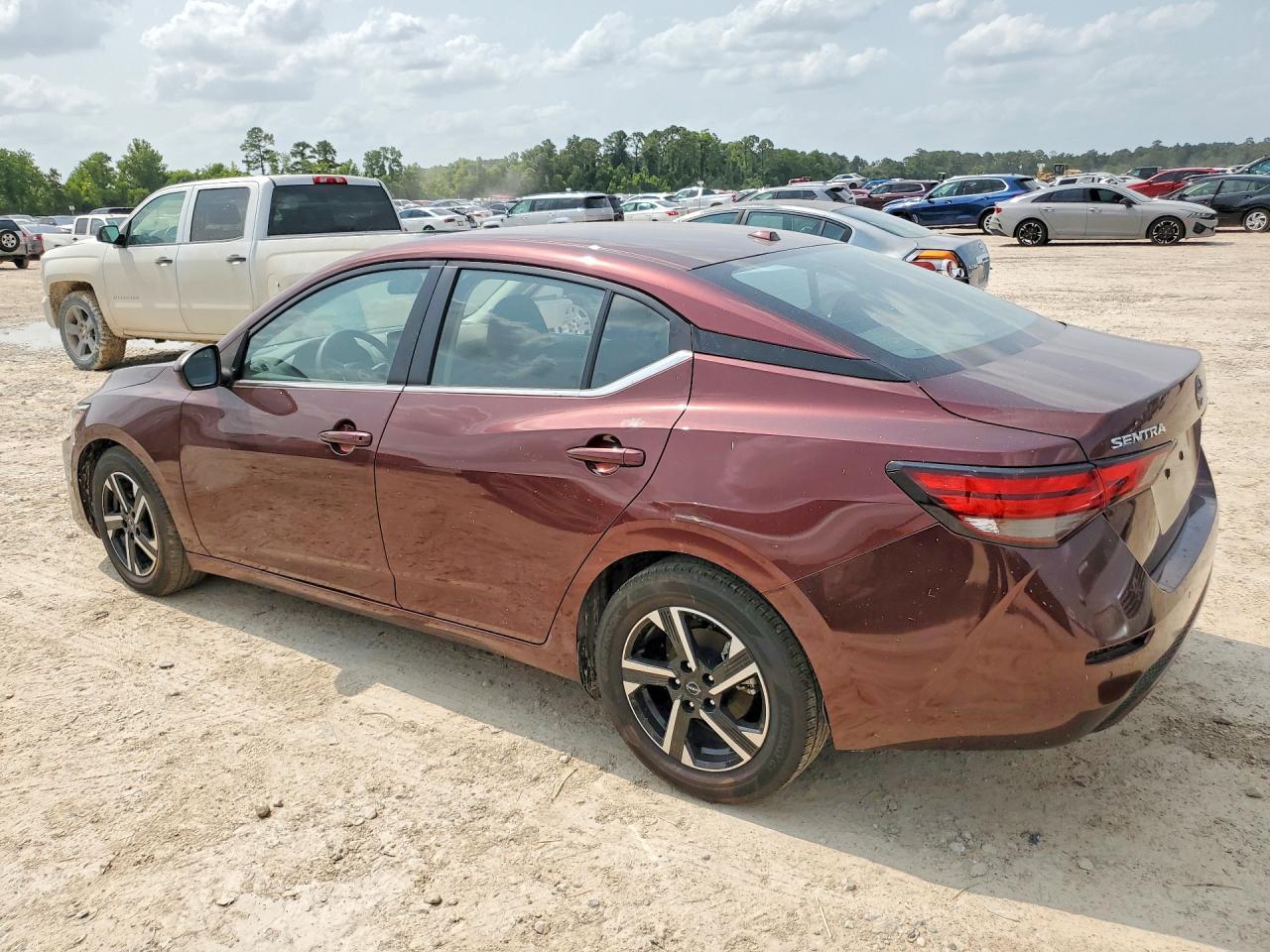 2025 Nissan Sentra Sv - Image 2