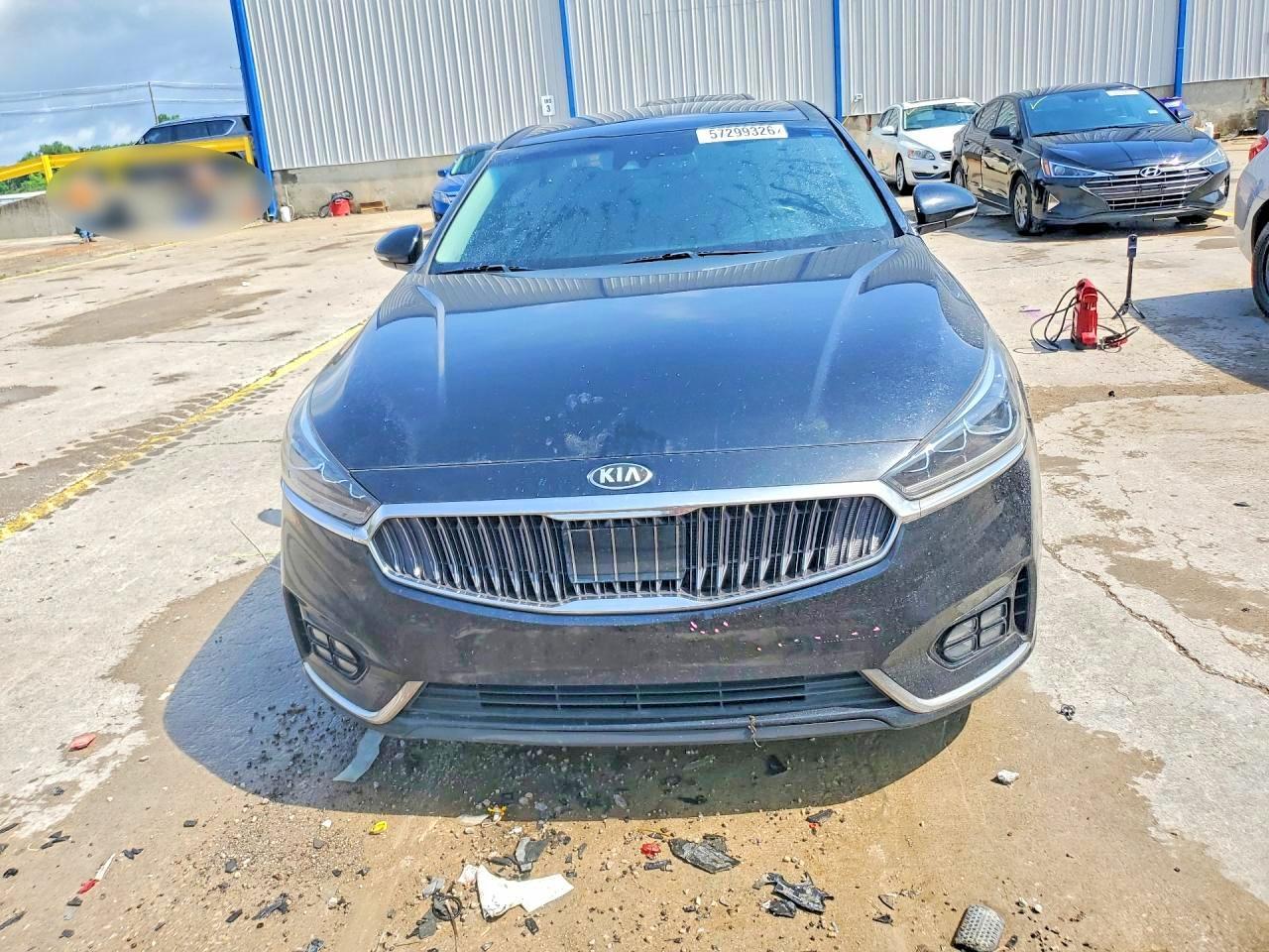 2017 Kia Cadenza Technology - Image 5