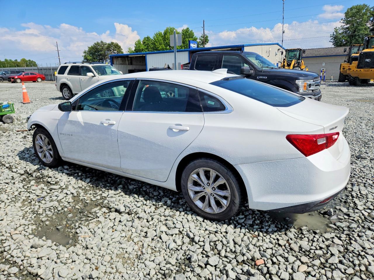 2023 Chevrolet Malibu Lt - Фото 2