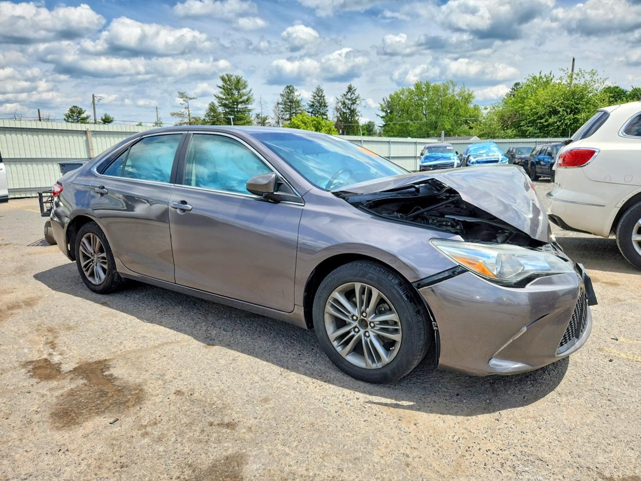 2016 Toyota Camry Se - Image 4
