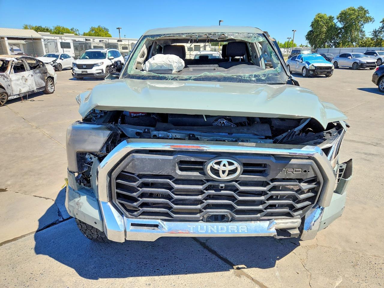 2022 Toyota Tundra Crewmax Sr5 - Фото 5