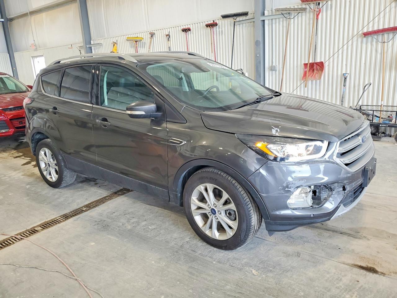 2017 Ford Escape Titanium - Фото 4