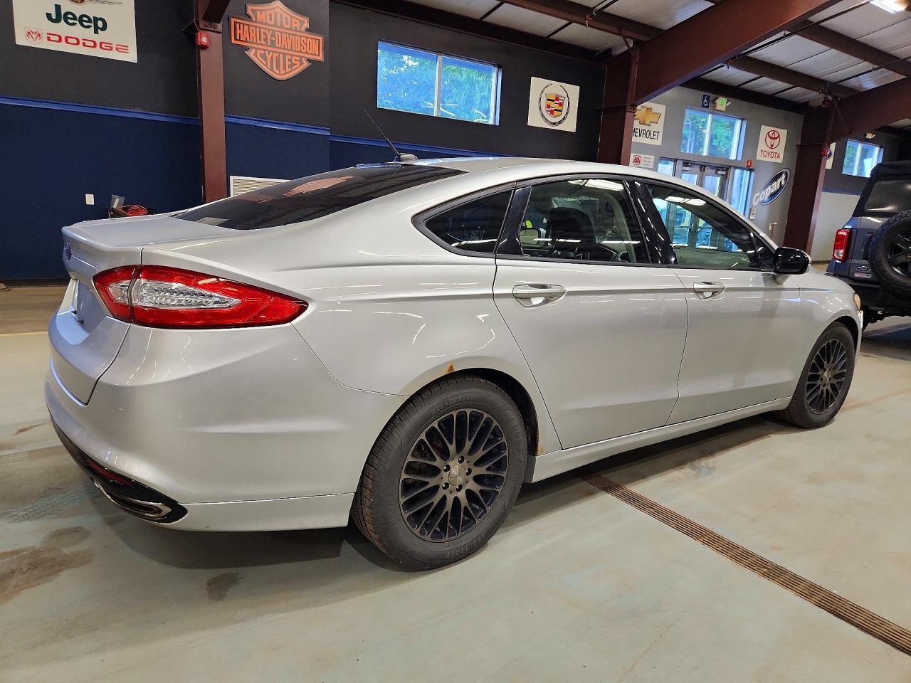 2014 Ford Fusion Se - Фото 3