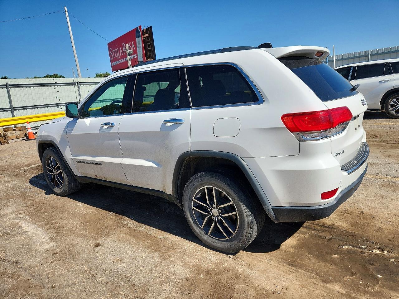 2018 Jeep Grand Cherokee Limited - Image 2