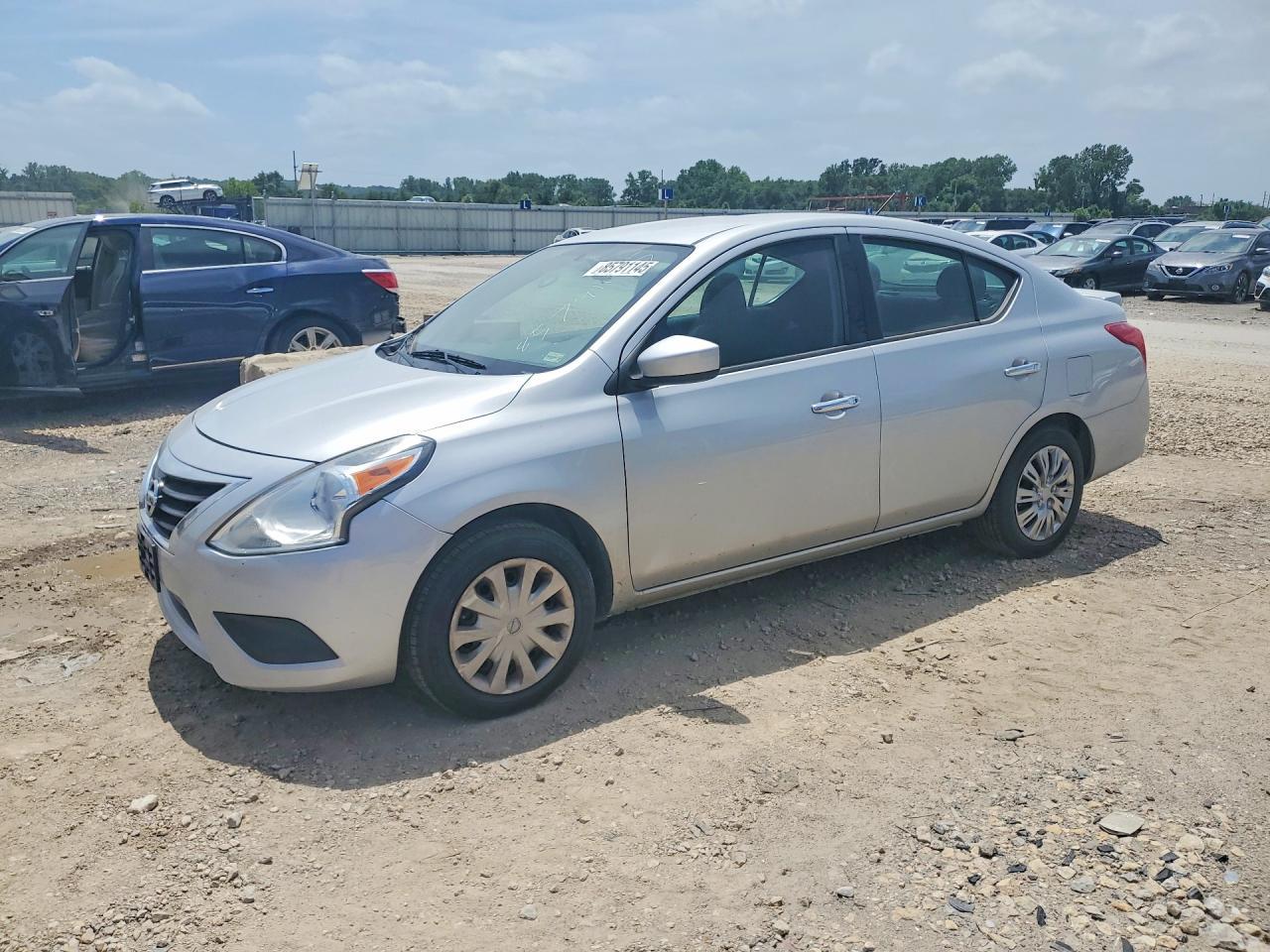2016 Nissan Versa S