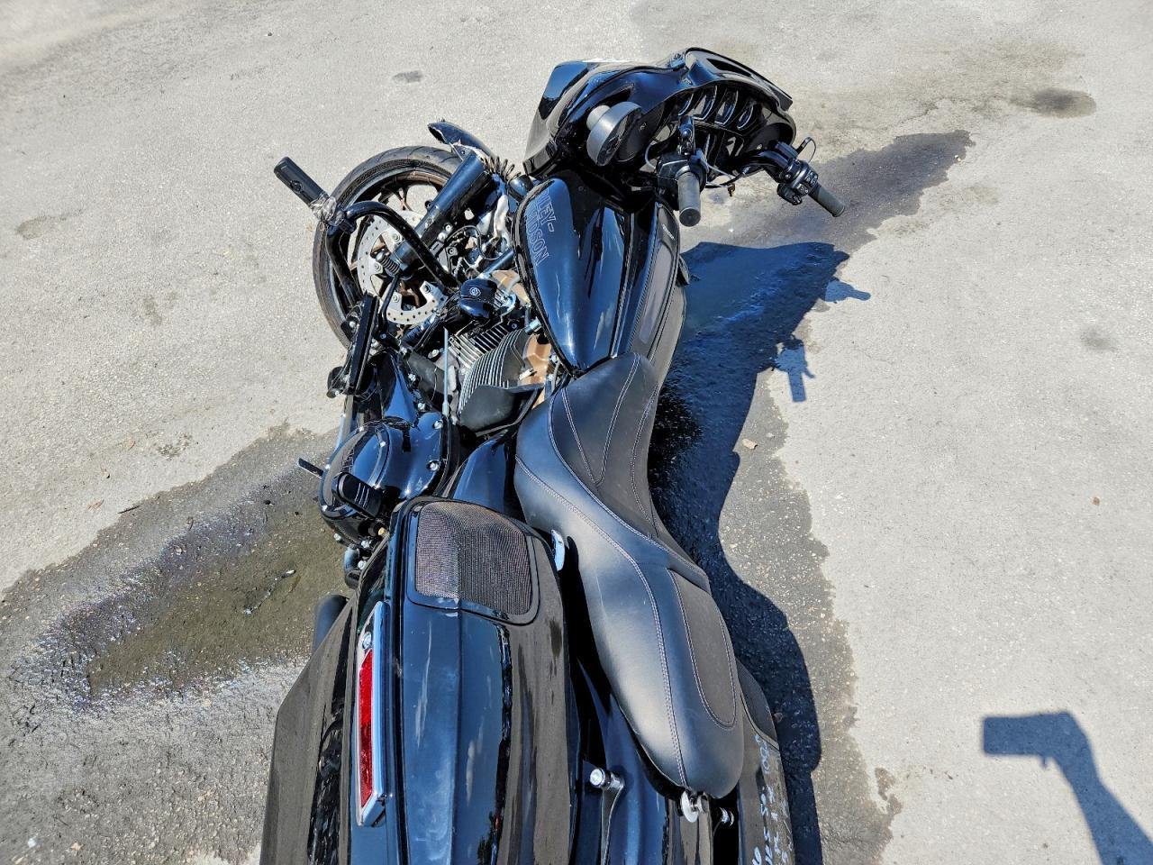 2022 Harley-Davidson Flhxst - Фото 6